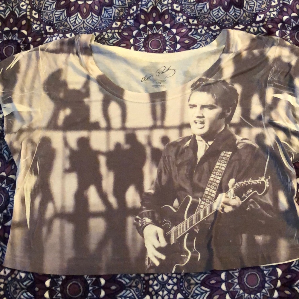 Elvis Presley loose fitting top
